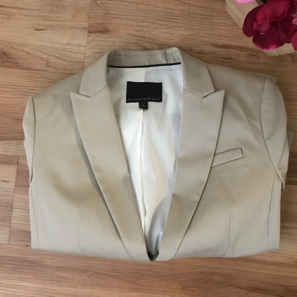 🌟Banana Republic Classic-Fit Blazer Petite4 Beige - Picture 5 of 8